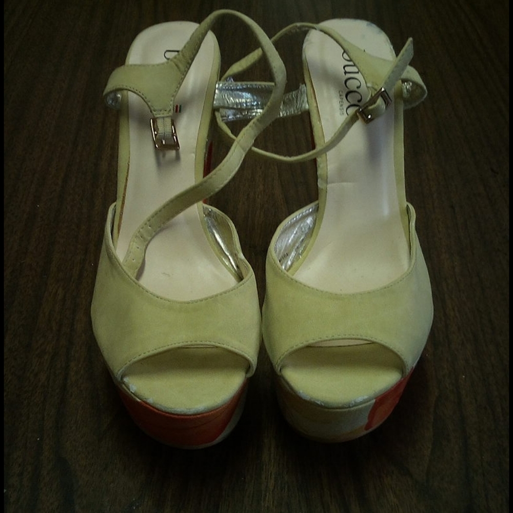 Bucco Swede Shoes